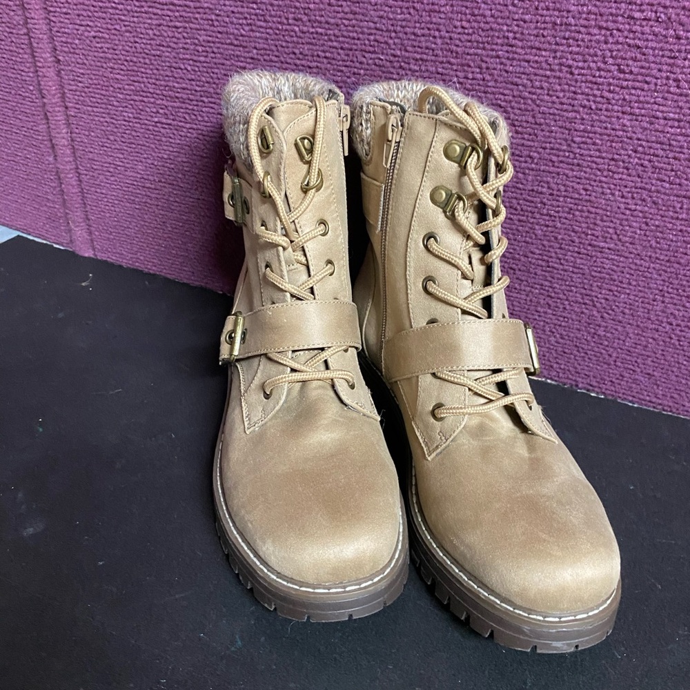 Women’s boots
